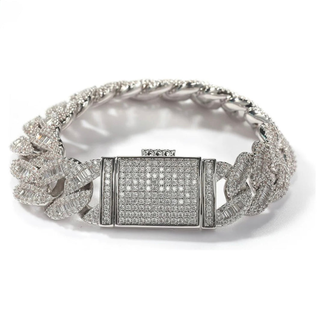 Classy Cuban Link